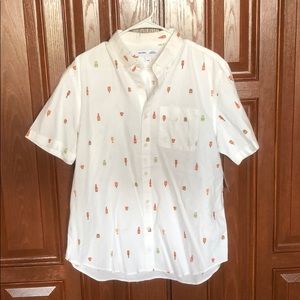 Short sleeve button down shirt